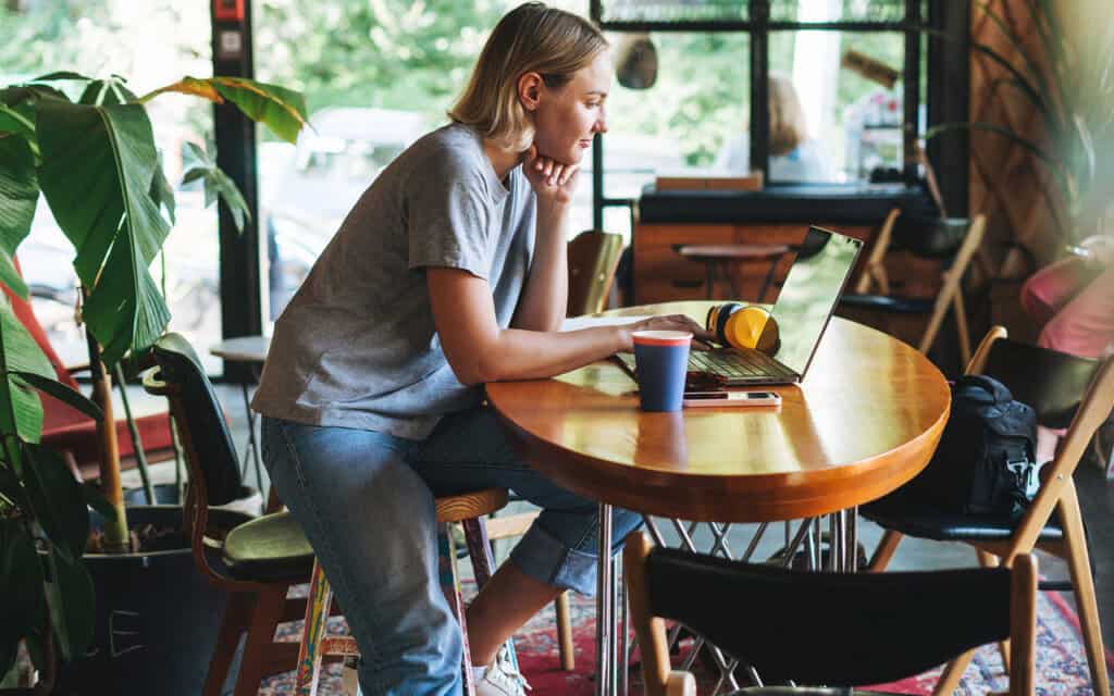 23 Easy Food Writer Jobs For The Foodie In You Elna Cain